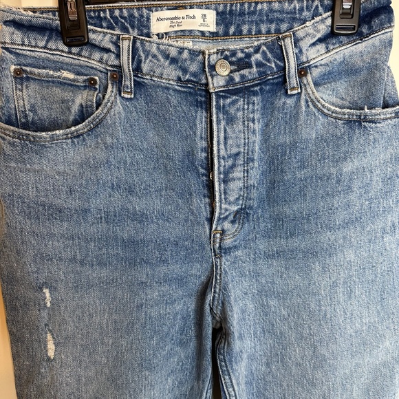 Abercrombie Jeans - Picture 2 of 4